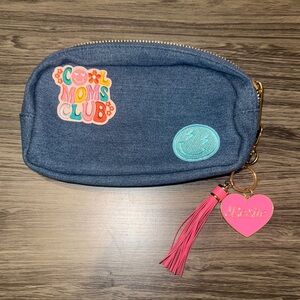 Cool Moms Club Pouch 💙🩷